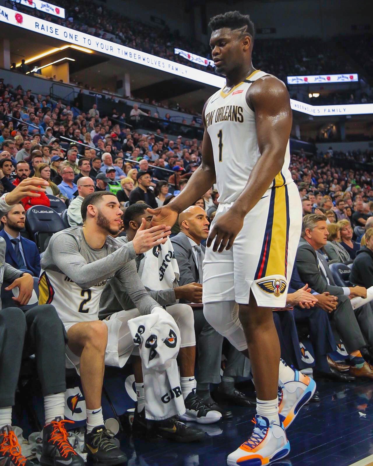 广东队险胜湖人，锡安关键制胜